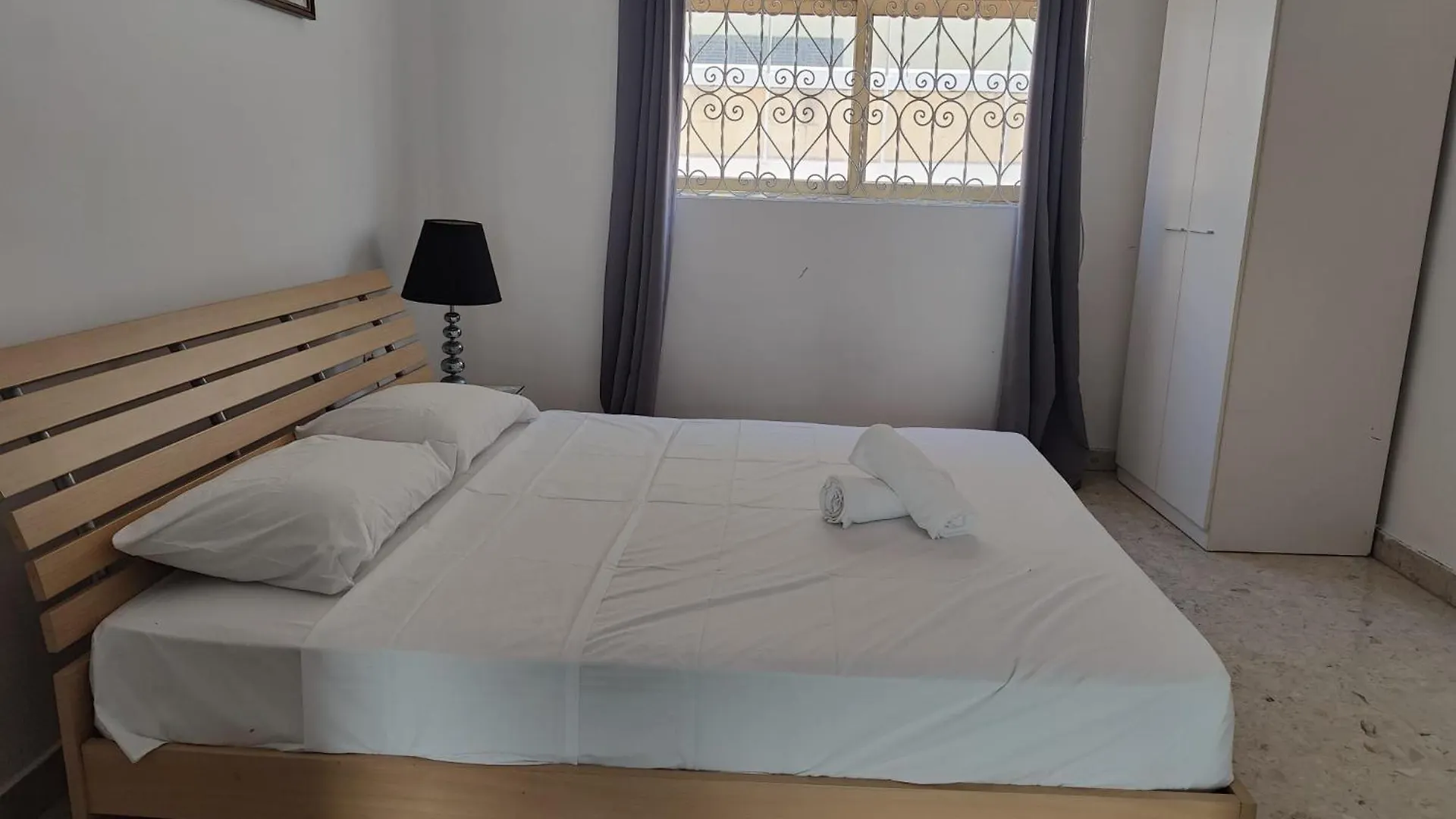 Amazingly Located House With Table Tennis And Table Soccer San Ġiljan Malta